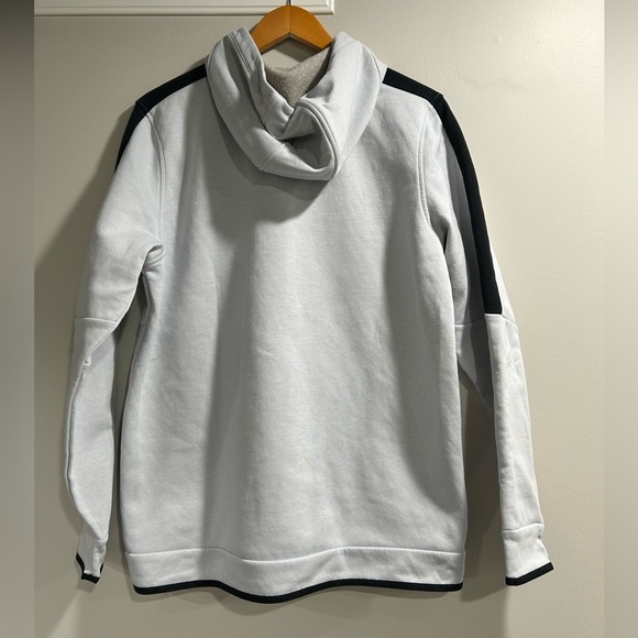 Under Armour Zip-Up jacket size Large - Picture 2 of 5